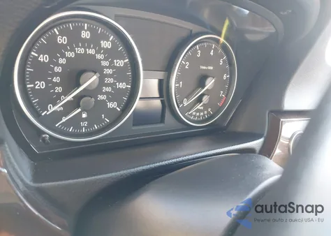 2011 BMW 328I xDrive z USA, uszkodzony, nr VIN WBAPK5C58BF125550